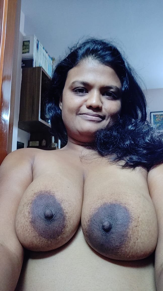 Webslut Namrata Pt.2 #SFW6jp8f