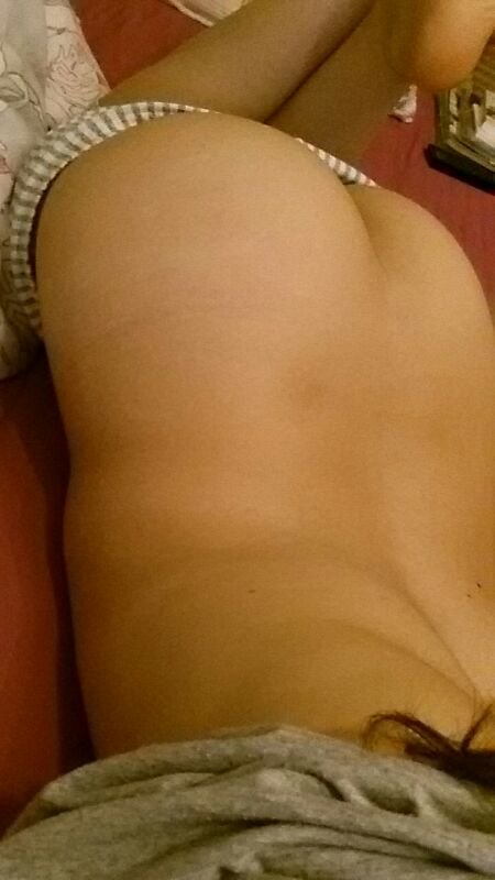 Little slut #SK4hSzLR