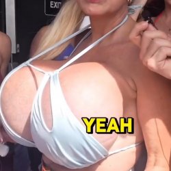 🍈 🍈 MILF has 34P rack