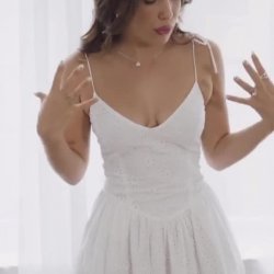 Millie Bobby Brown looking good vids