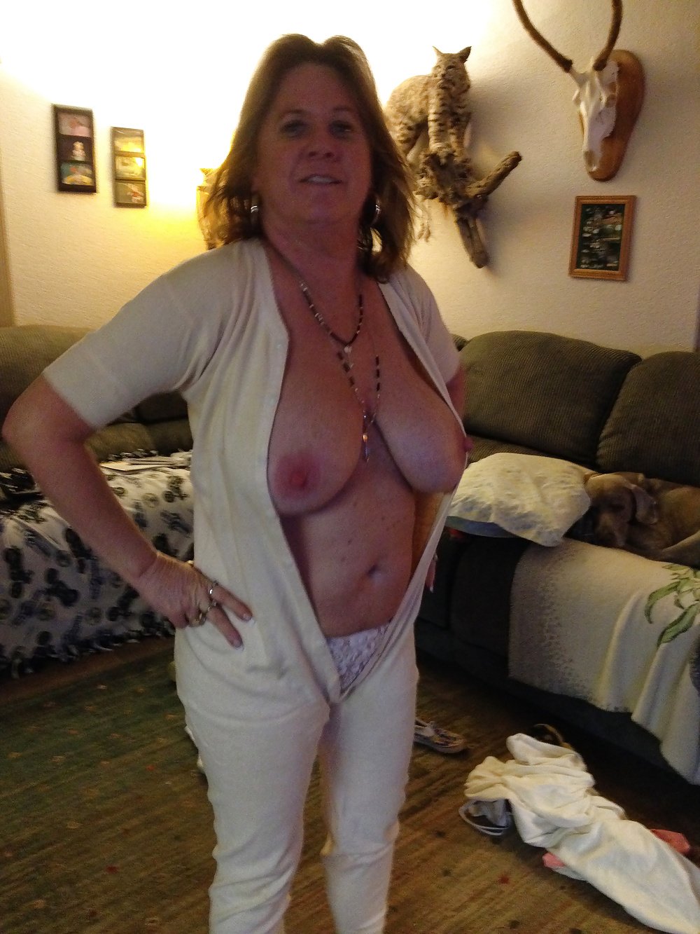 Sandy - US Milf With Great Boobs - Part 1.   (x3v) #SuGjgmK5