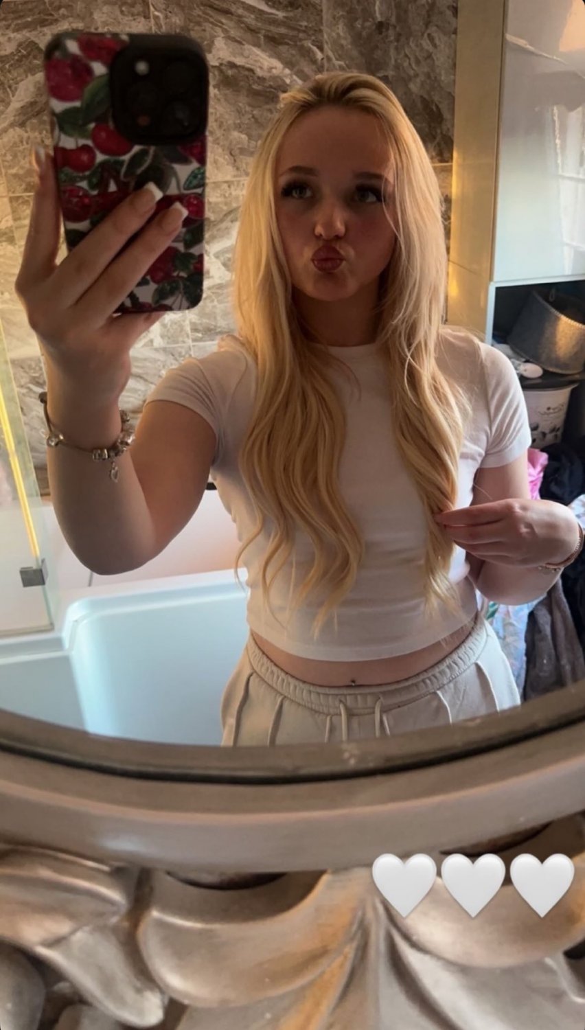 tight 18yr welsh slut #t58OcNeI