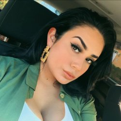 Sexy latina