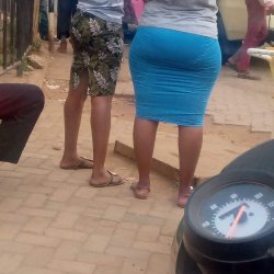 some fine african ass in da streets