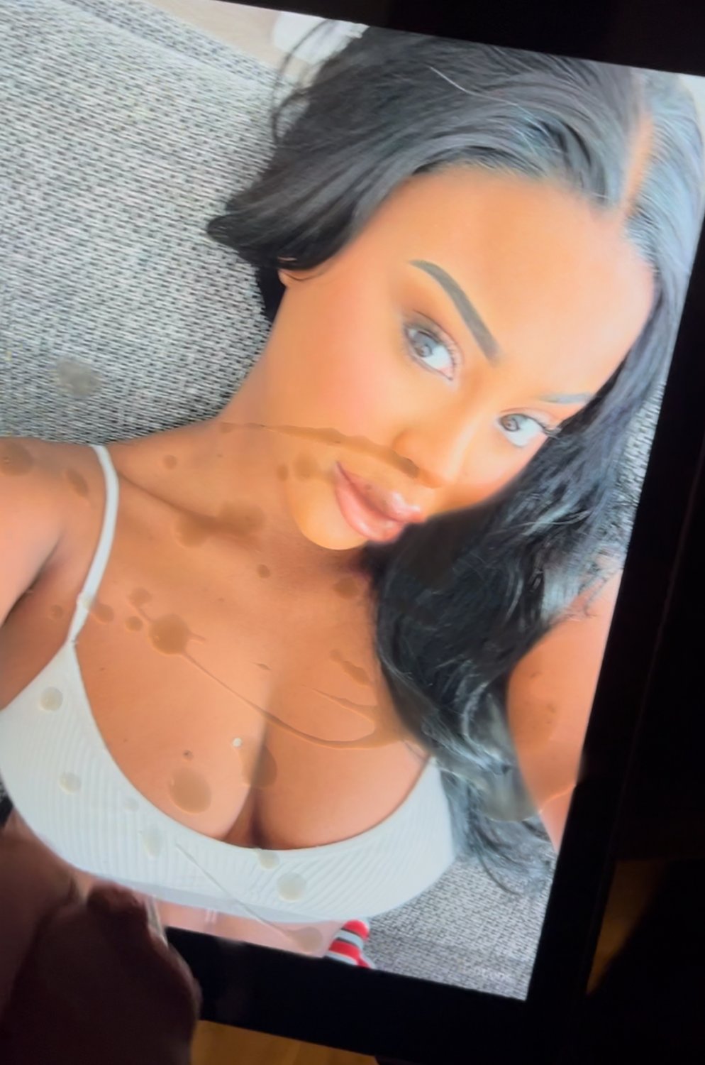 Slutty nigga had to get humbled for showing her tits all the time #thAUXBS1