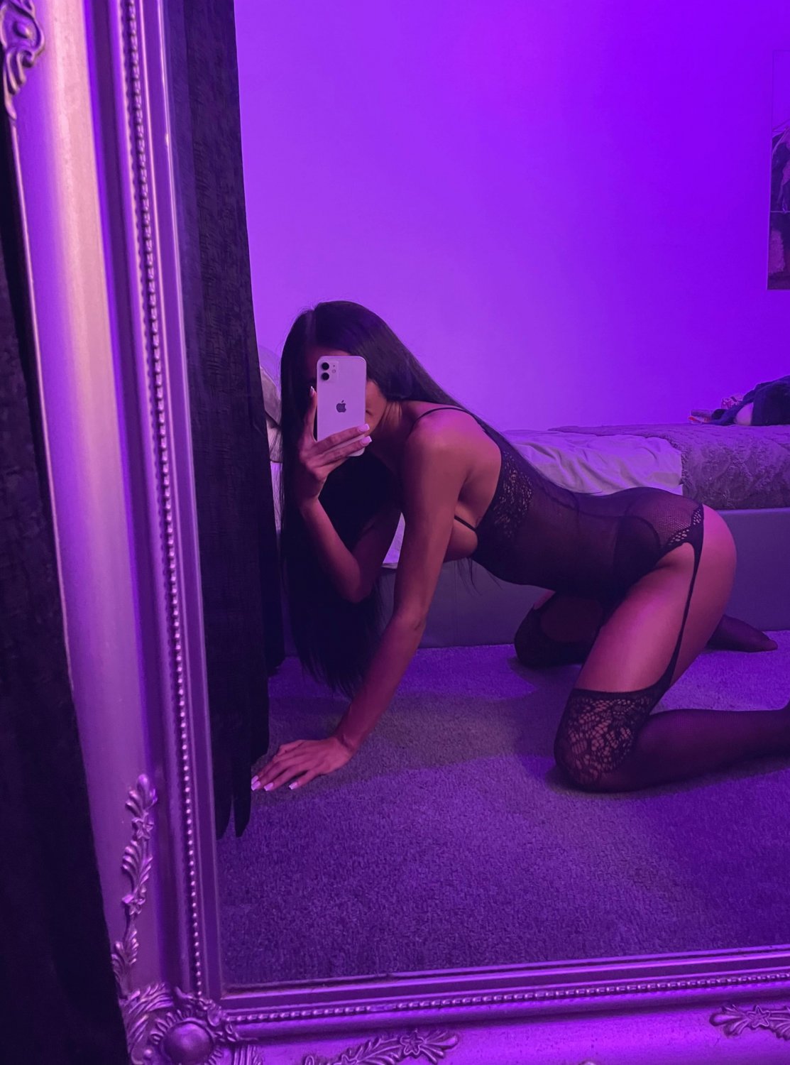 Wish you could bend me over  like this in front of the mirror #Tn2L1w59
