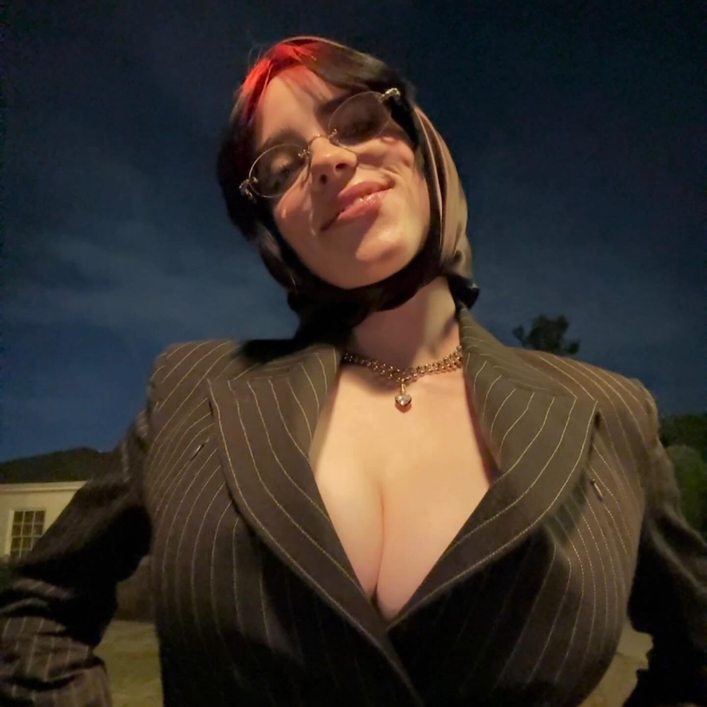 Billie Eilish New Pics and Videos #TZAqKXdP