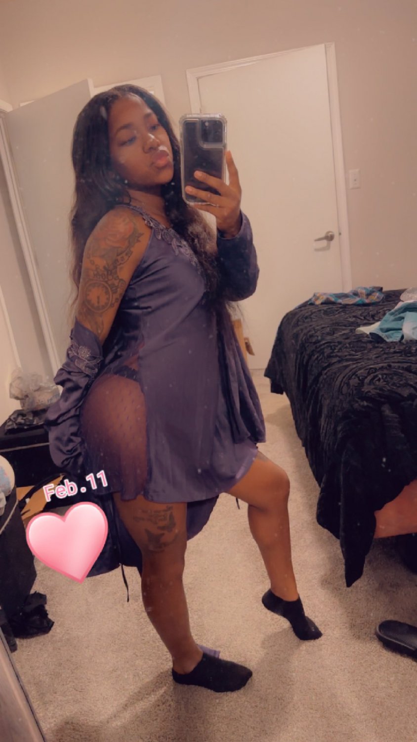 Feistybby sexy ass #UFHpergS