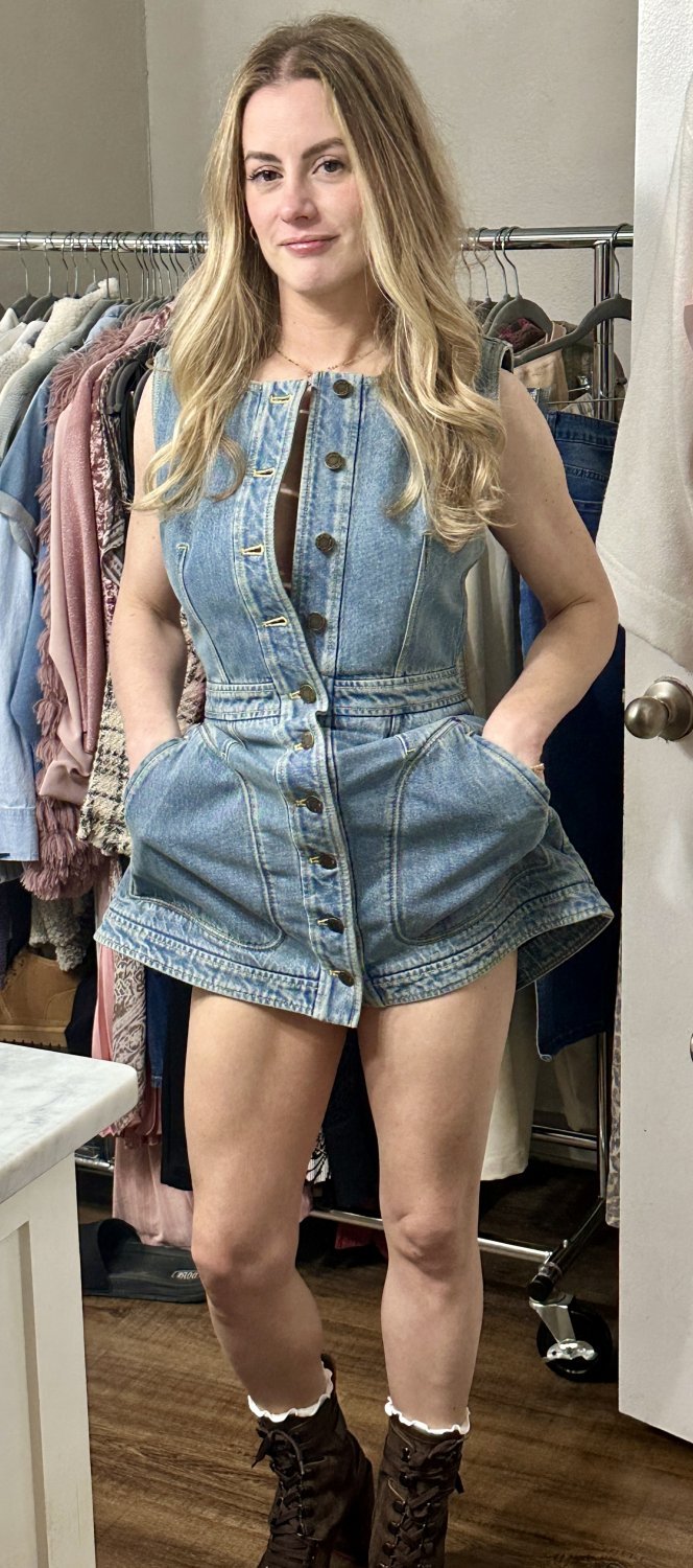 Mikayla Webslut #vdNeNGZz
