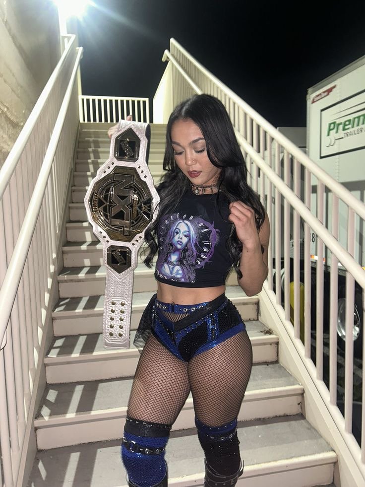 WWE Roxanne Perez #VkKhUOlD