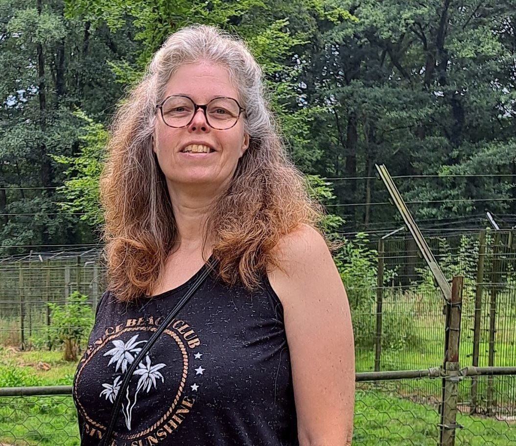 Johanna from the Netherlands a addicted cumslut and loves gangbangs and cumshowers #VKrKJOYm