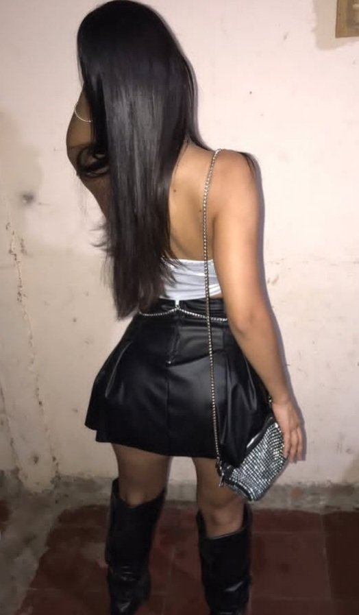 Danna #VQaREqxj