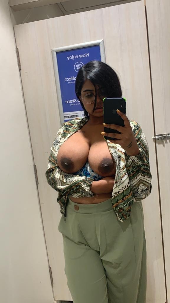 vudcffvi Indian big busty boobs brown girl makes porn videos. Full collection #vUDcFFVi