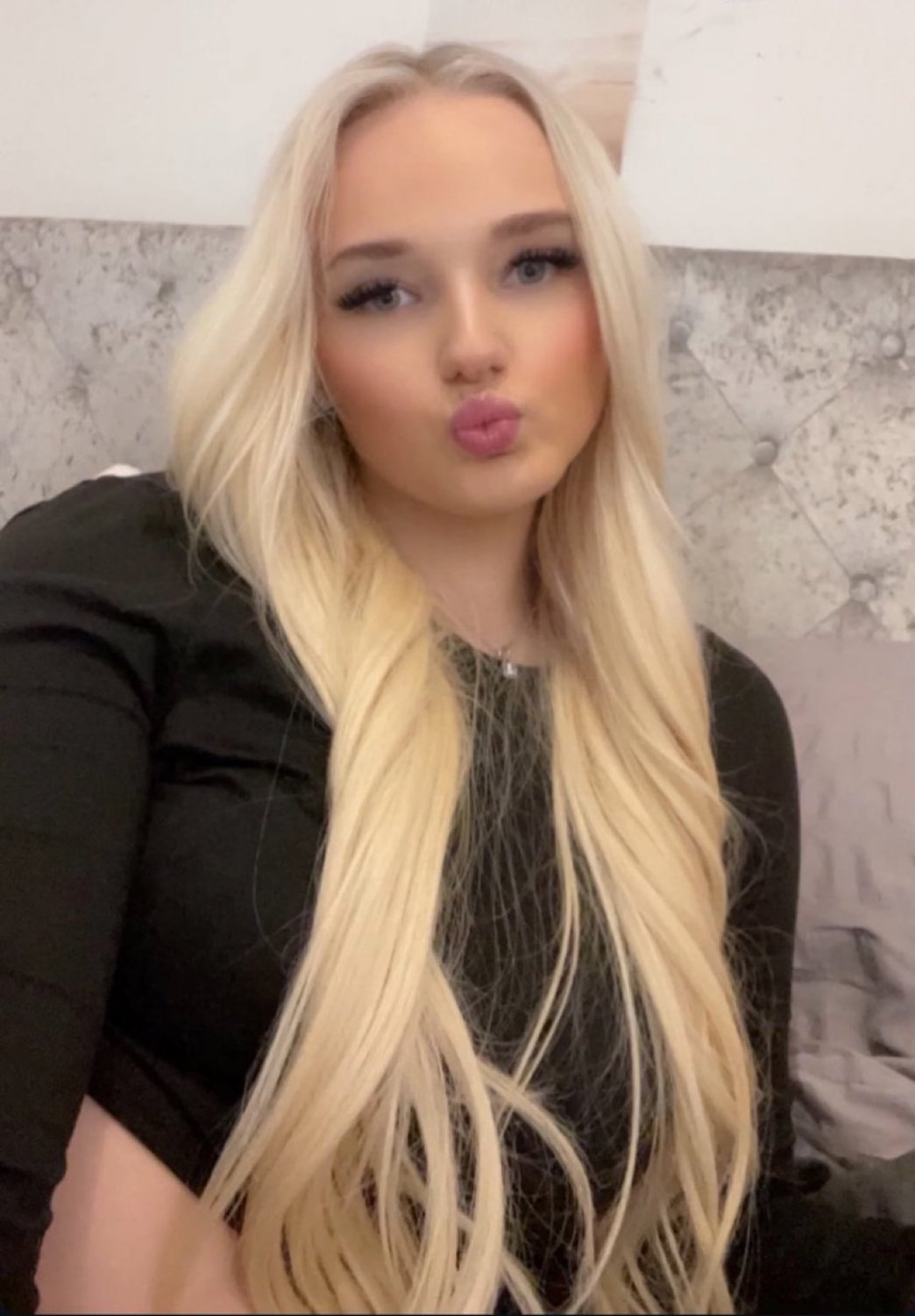 tight 18yr welsh slut #W1WdQ8z0