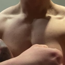 Foery muscular nudes