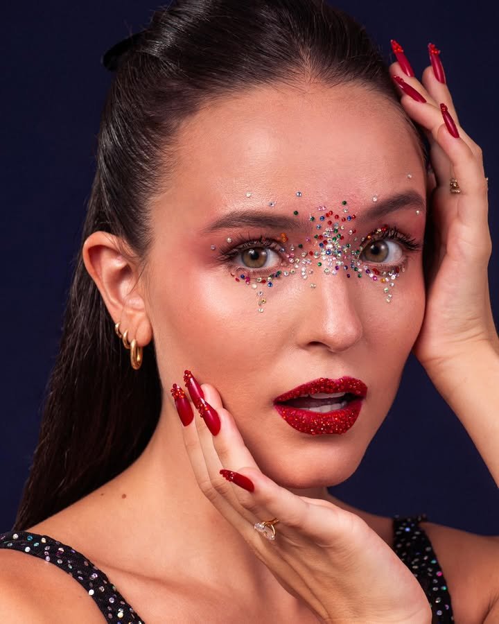 LARISSA MANOELA #W3IKMtyw