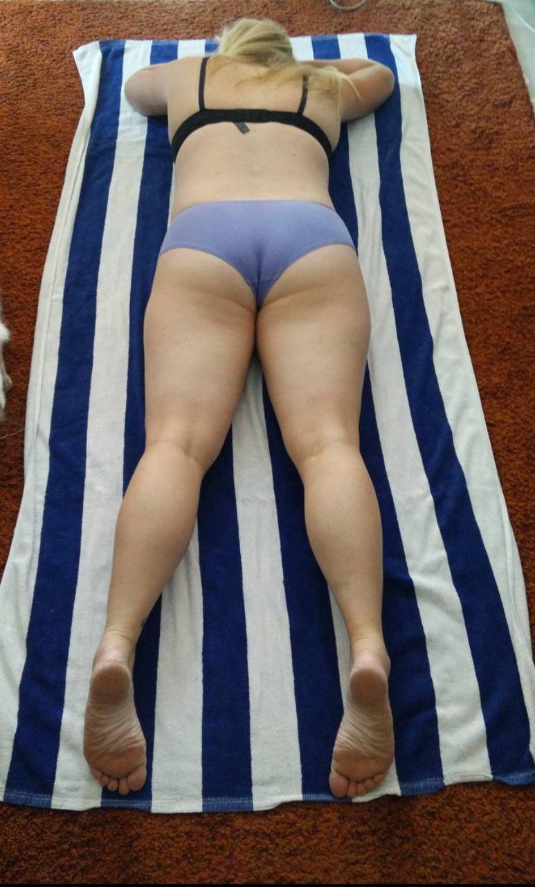 UK Milf #wueMRmAX
