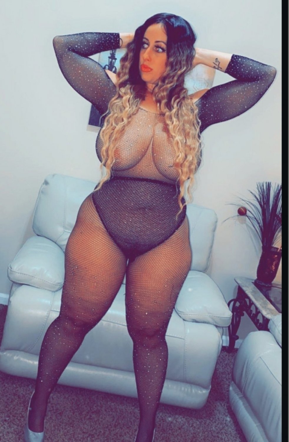 Italian milf #YklwPEF0