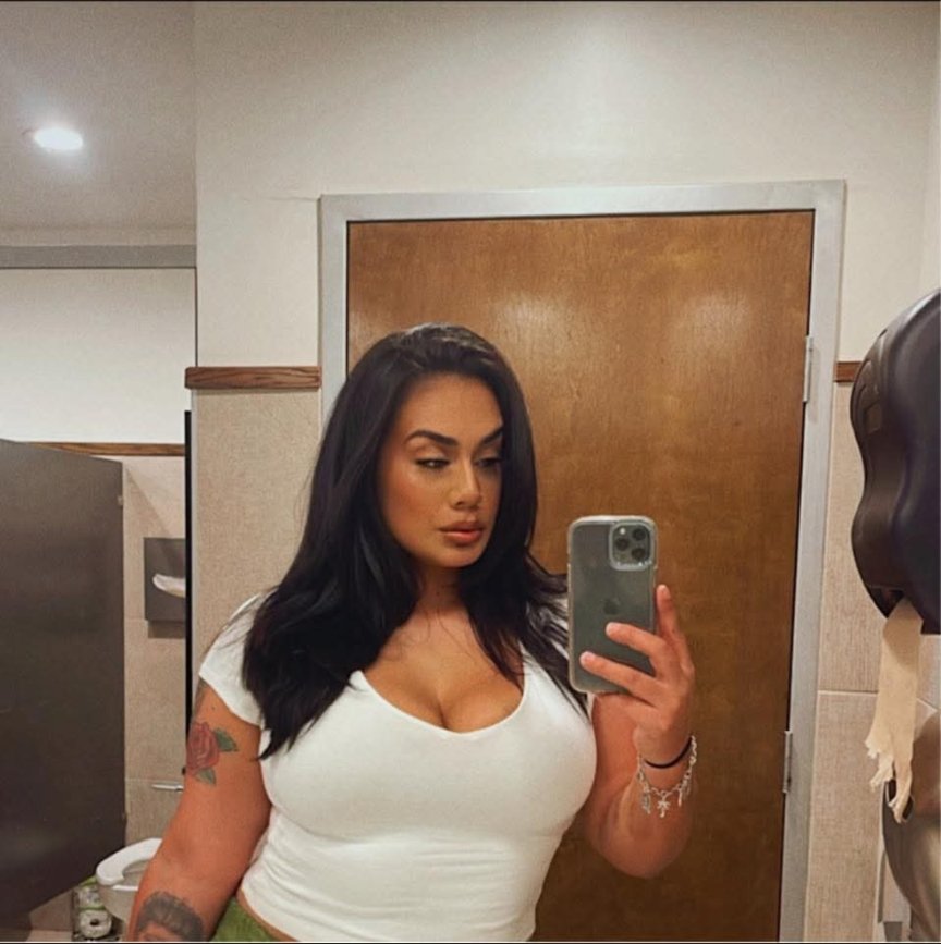 Sexy latina #YscFAvtX