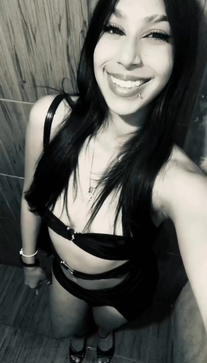 Danna #z1EiqNpP