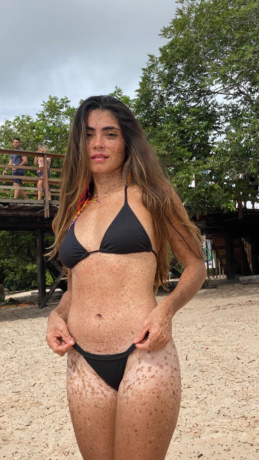 Loirinha pintada safada e gostosa #Z9ifPtdJ