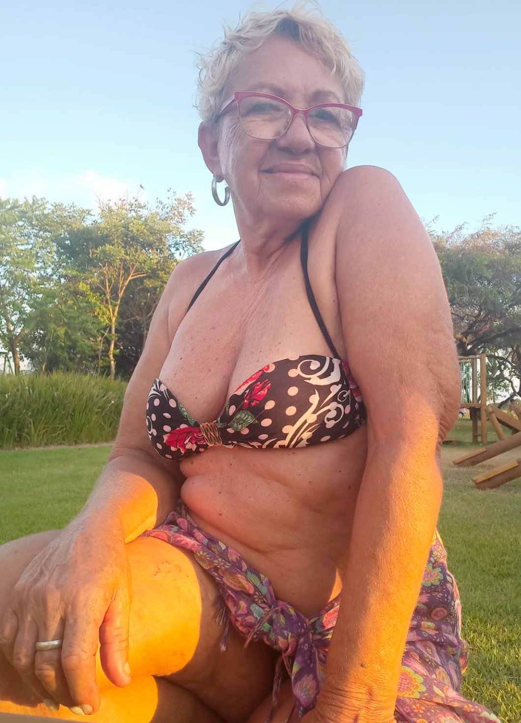 Granny Maria #ZqoonEbC