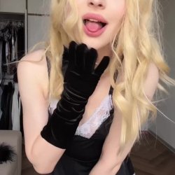 😏 Just dropped another obsession (Trans Tranny TransGirl)