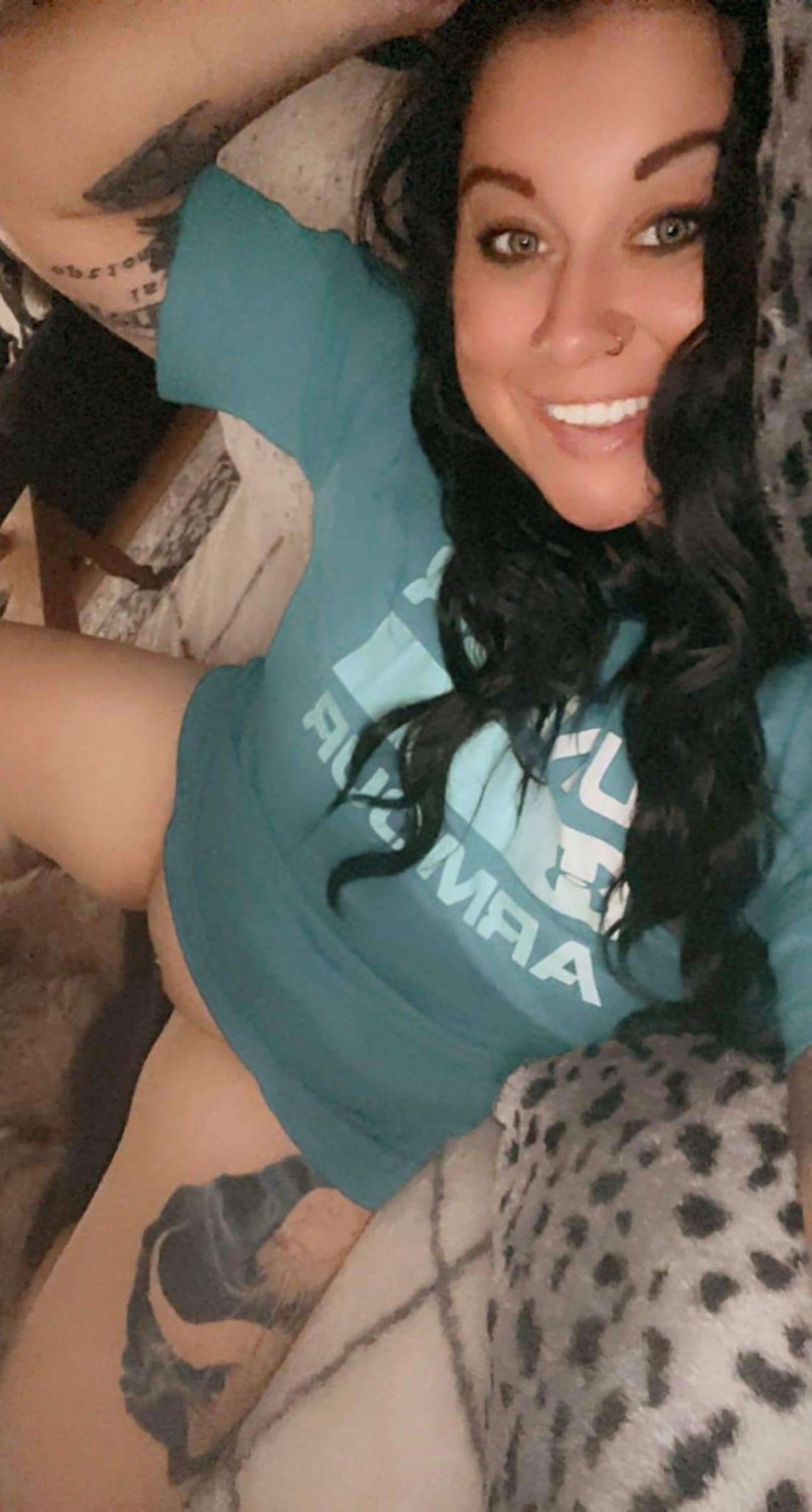 Hot Wife's and Girlfriend's and Exs #0TSO79tO