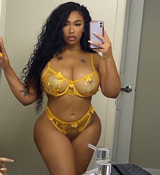 Thick Ebony Mama #11FL9HR3
