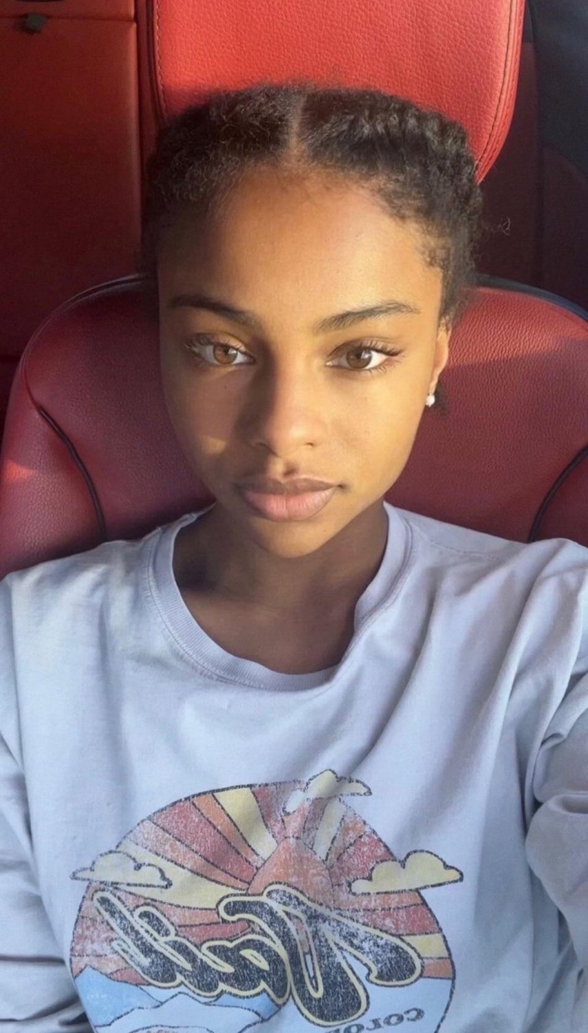 Black baddie slut has a tight little body #11NzSxiv
