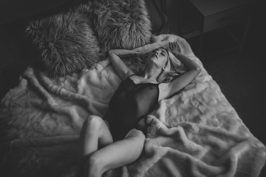 Sent to me blonde Boudoir #1a5gIwua
