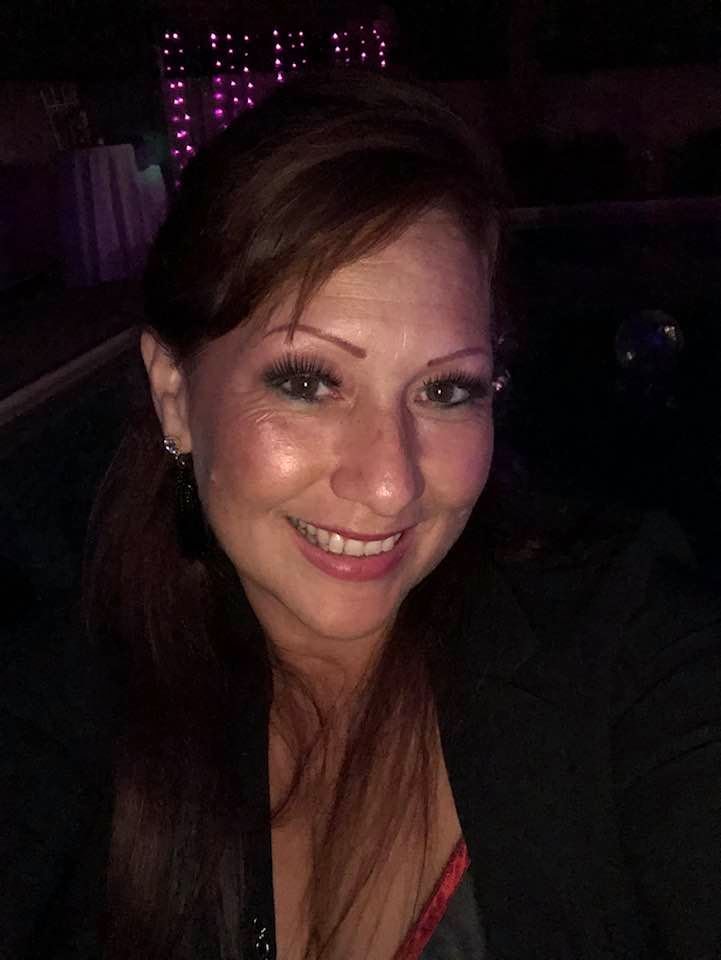 Gorgeous sexy milf latina chola mom #1RxNBdxC