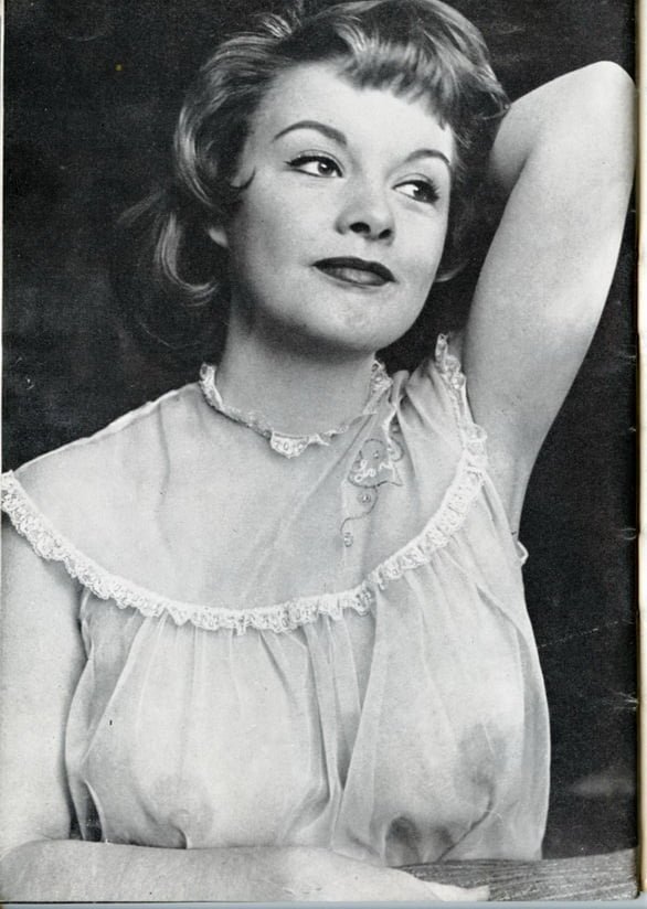 Judy - What Granny Did When She Was Younger.   (pic2) #1wMeCYHv