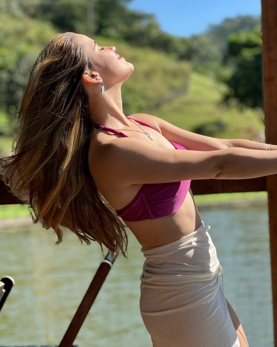 Leticia Pedro belezzinha delicia...novas fotos #2BoSGn7W