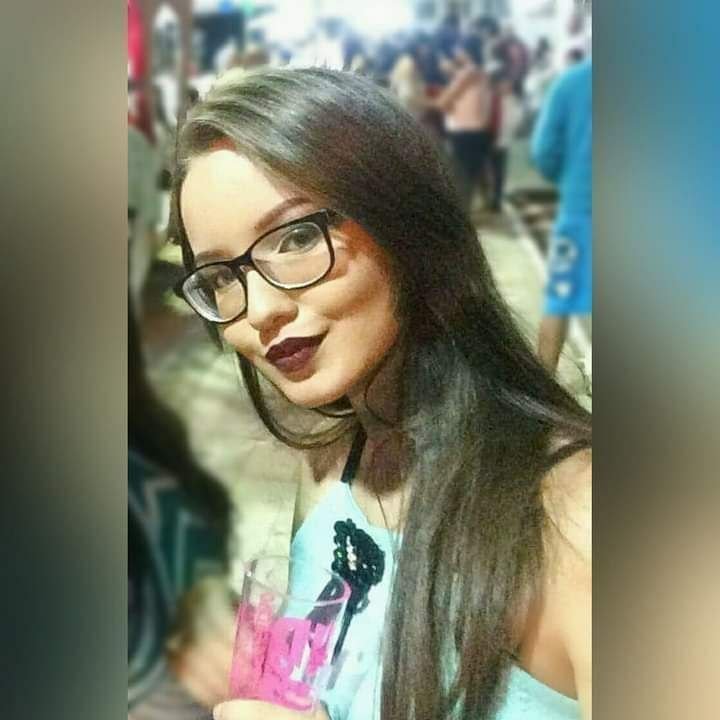 Safadinha vazada fudendo com os amigos #2gv0AcDo