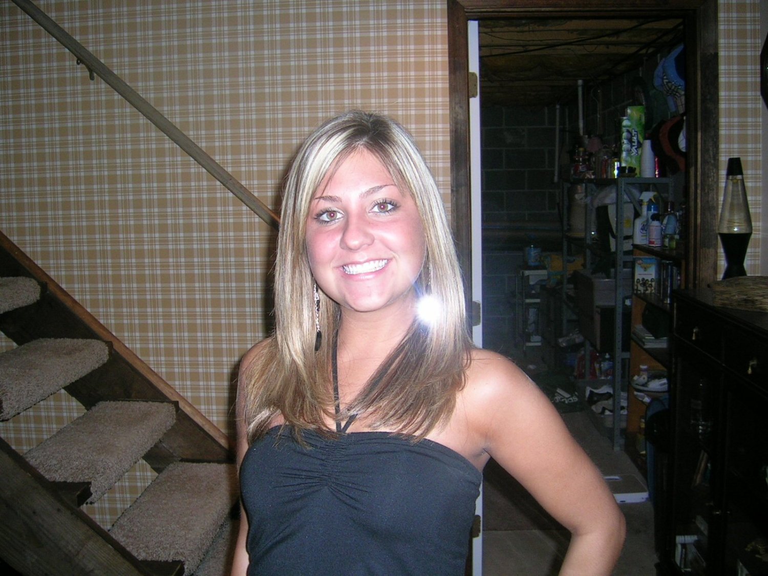 WS Potty Hotties 2011-09-07 (perfect example of how blondes have more fun) #2Zvf0WGE