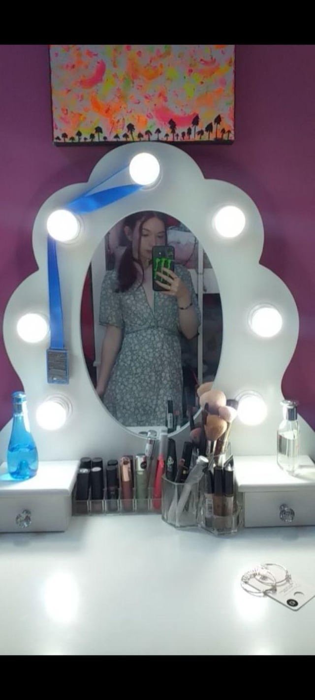 Skinny redhead teen loves attention #33HezDSV