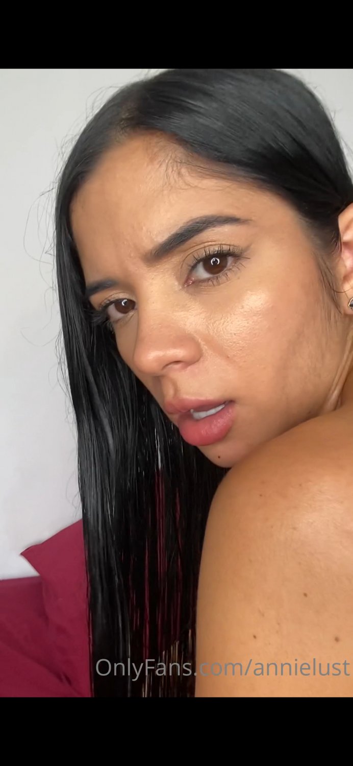 Anni beautiful latina #3d7JakDA