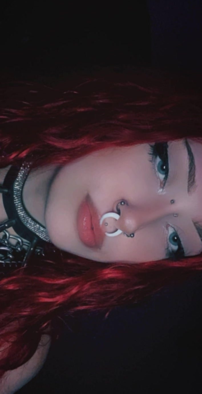You like my red hair? #3FSatPYl