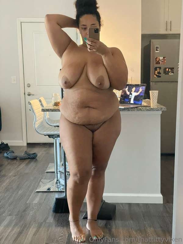 Ebony Busty !!!!!! #4GlB4aLX