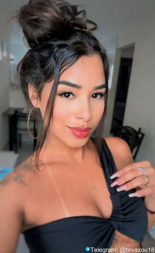 Novinha gostosa vazou. Quer vazar esposa namorada ou conhecida chama PV apago quando pedir #4IHk6BOo