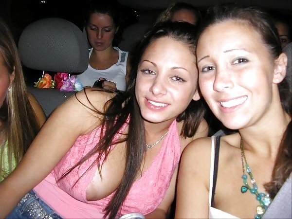 Some sexy hot amateur nip slip 🥵 #5aqZgGwR