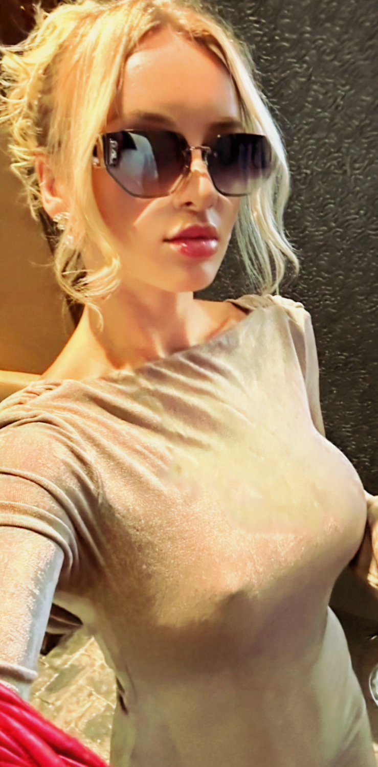 Yara's nipples #5DR1TG69