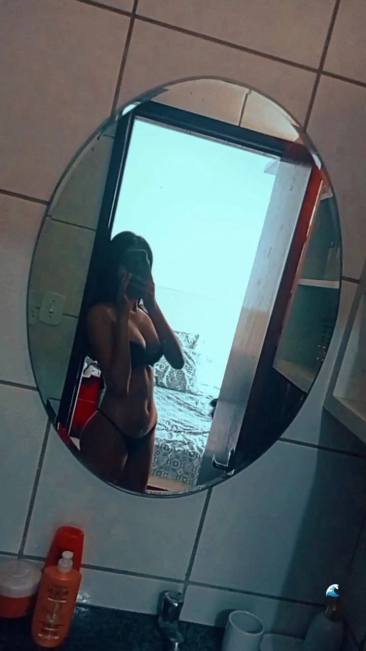 Novinha caindo de boca #6D5vqm6d