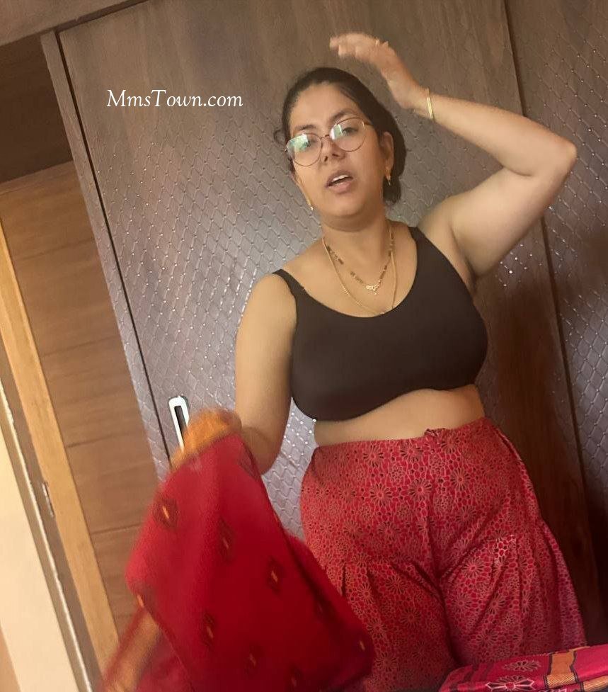 indian bitch get blowjob #6GRZzTtX
