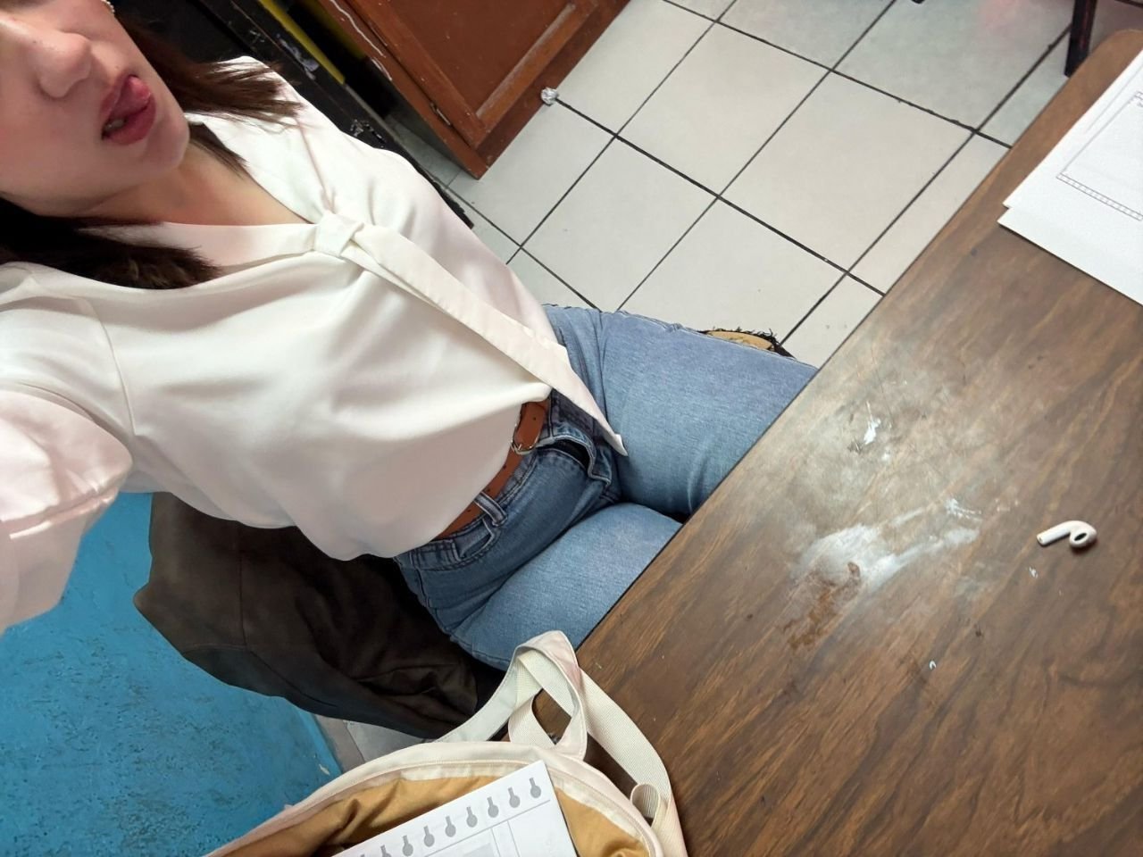 La profesora cachonda #6H5pUKmg