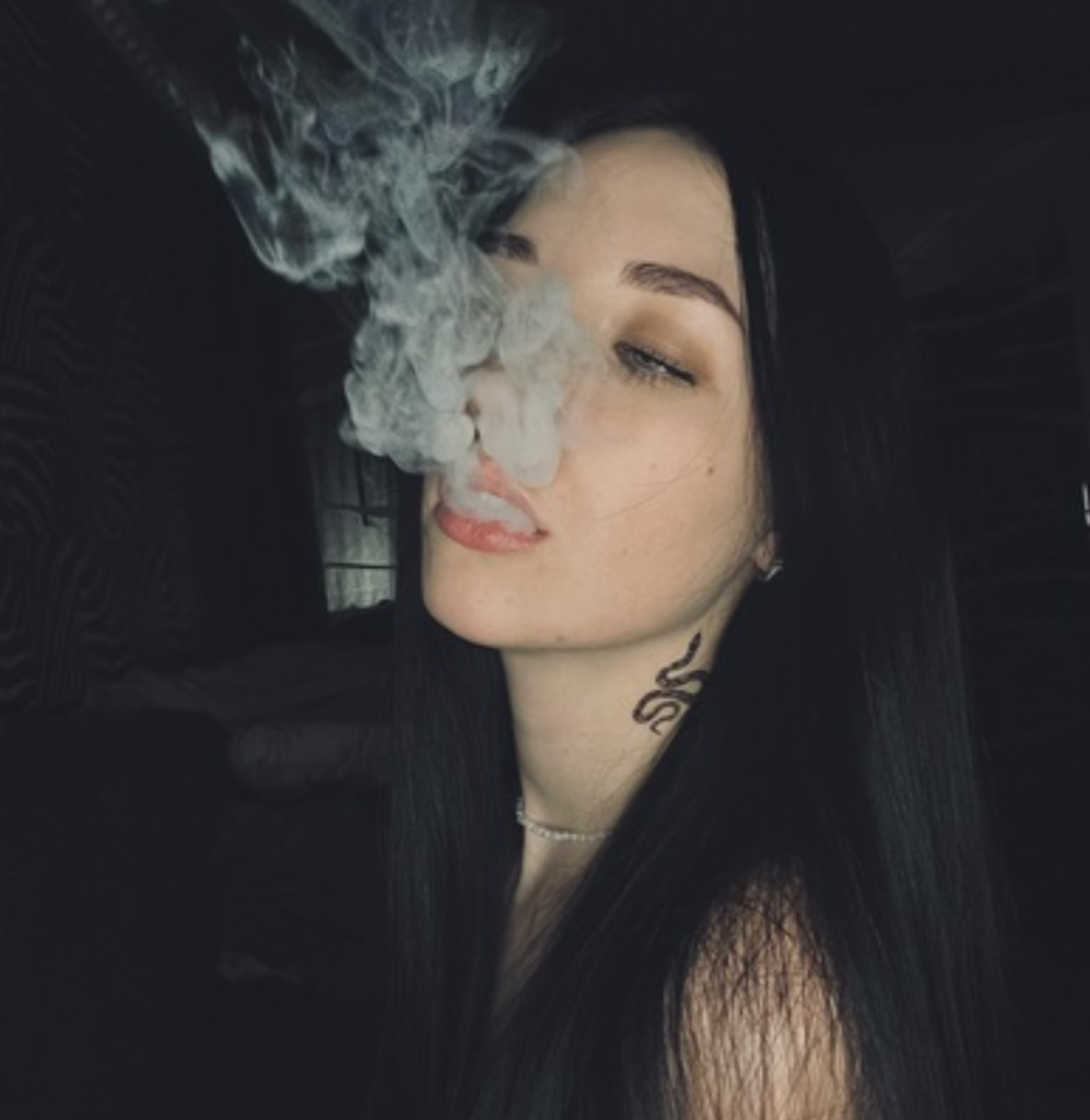Sexy Smokers #6T7ymW9M