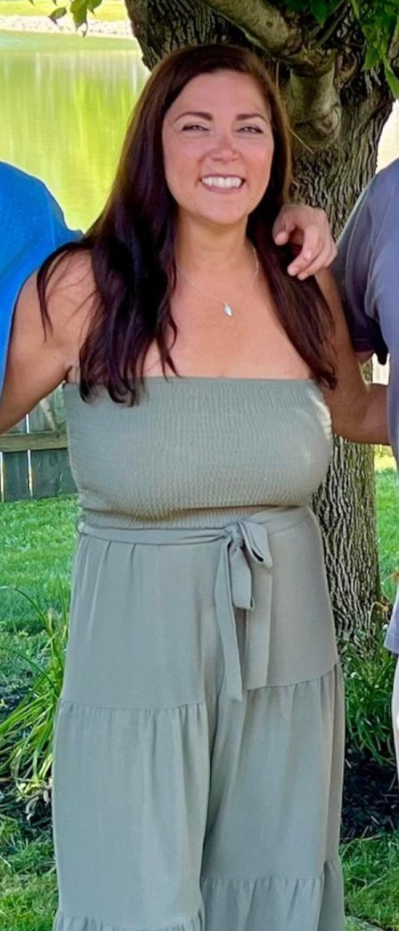 Holly from Indiana #6WpaIhSj