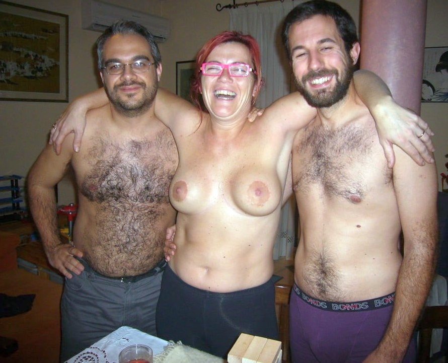 Isa sucks cock #6xCxGFev