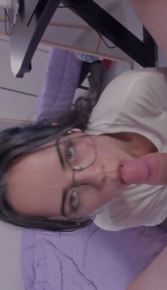 Beautiful teen slut sucks dick #7mOim1Ue